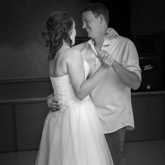 Meet your Posher, Vanessa - Picture 1 of 1